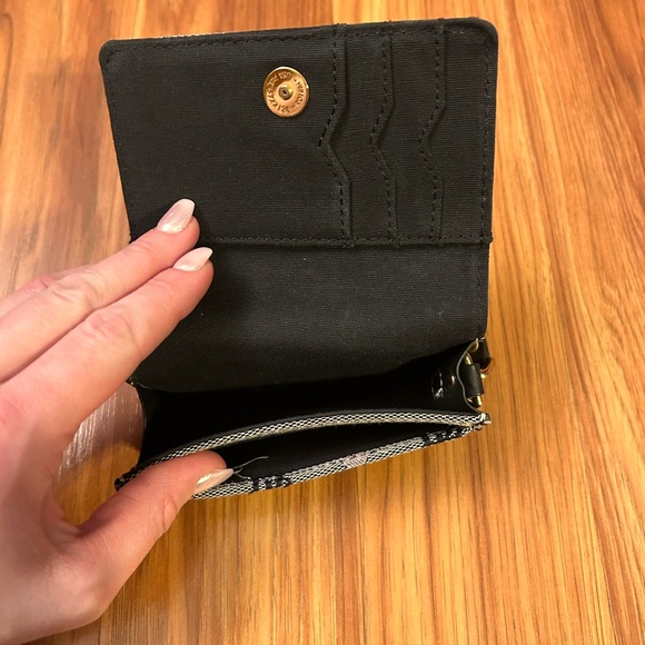 Dooney & Bourke wristlet - Picture 4 of 4